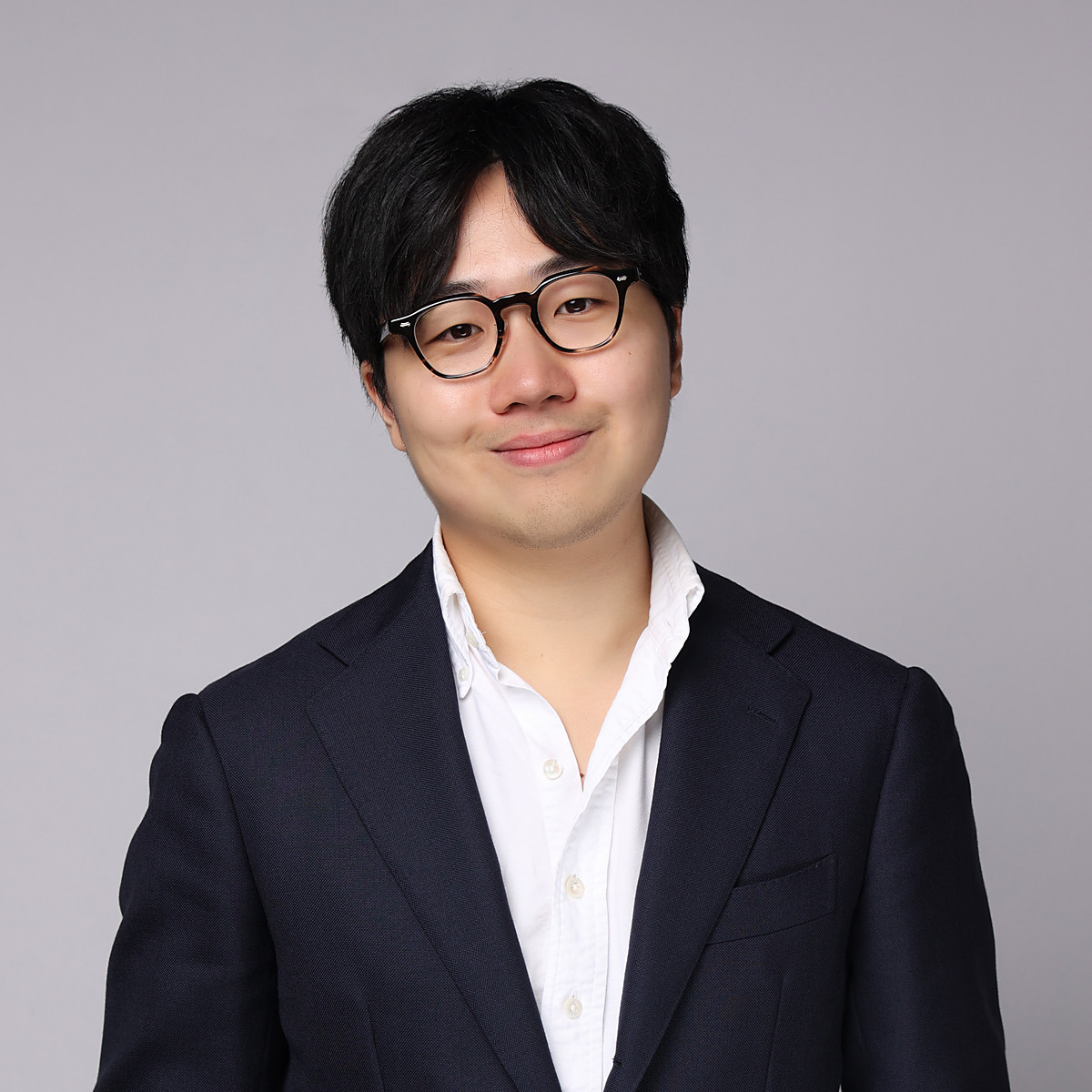 gary_headshot_square_1x1.jpg